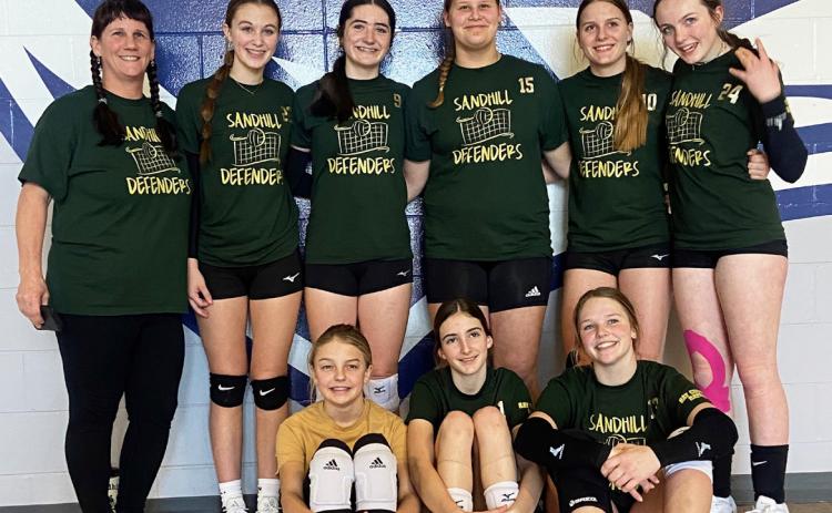 Back, l-r: Coach Barb McIntosh, Josie Morrow, Jenna Donohoe, Kaley Rasmussen, Brynn McCully, Emma Ray. Front: Kaisley Phipps, Abby Gracey, Emerson Thorberg.