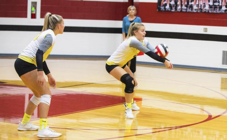 Lauren Schoonveld passes up the ball in MNAC action last week. Megan Andersen