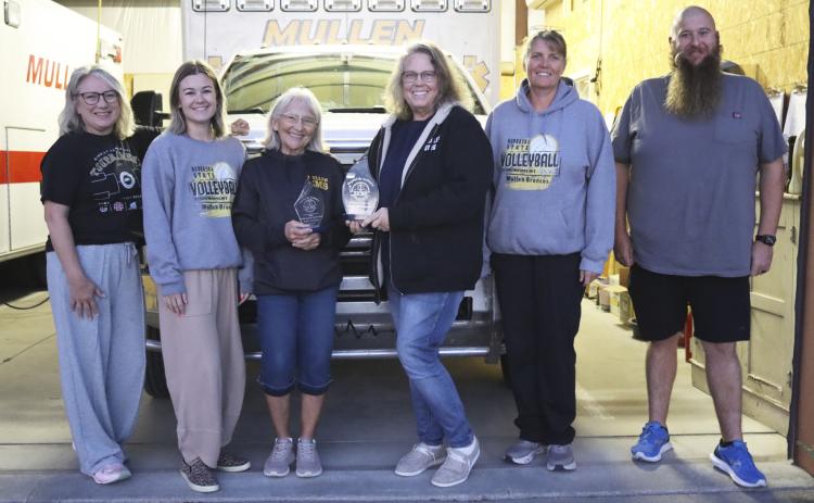 Part of the Mullen EMS squad pictured at their business meeting this past Monday evening with their award, l-r: Barb Svoboda, Avery Marshall, Sooky Marks, Anna Baum, Melody McDowell, Chad Myers. Gerri Peterson