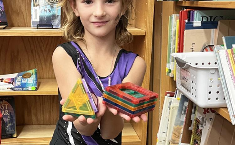 1st graders build floats, balloons