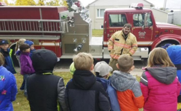Mullen Elementary learns about fire safety