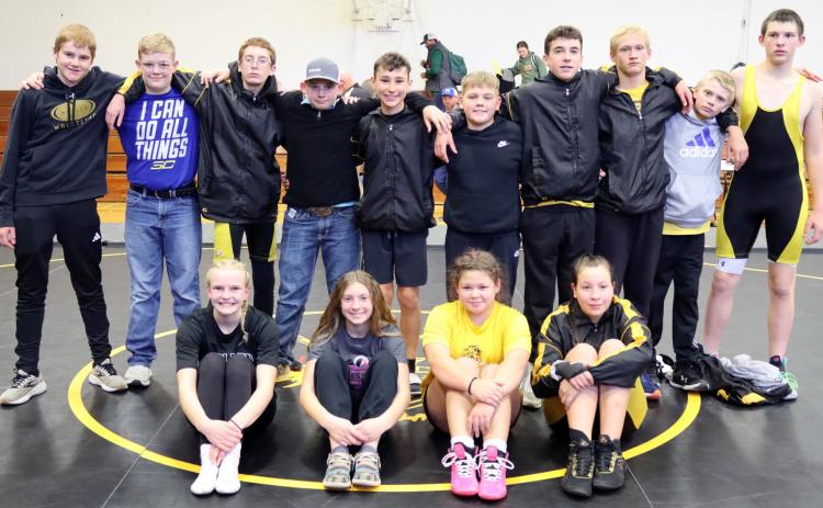 Mullen Junior High wrestlers wrap up season