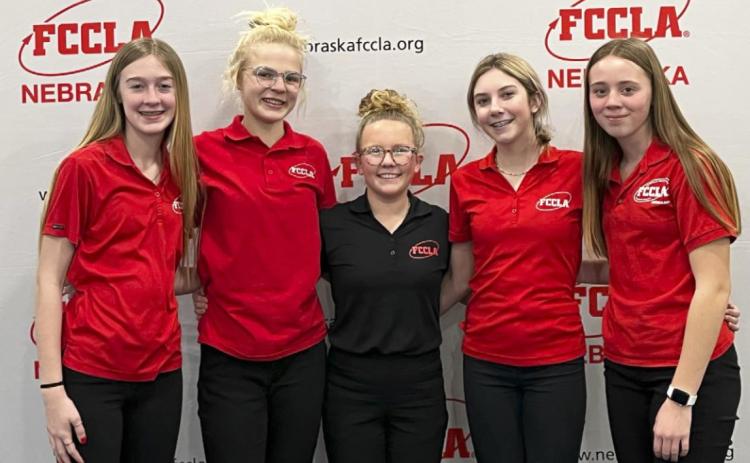 FCCLA Peer Education Conference attendees, l-r: Sydnee Cheever, Tierston Moore, Riley Hegland, Peyton Paxton, Harper Andersen. Diana Brost