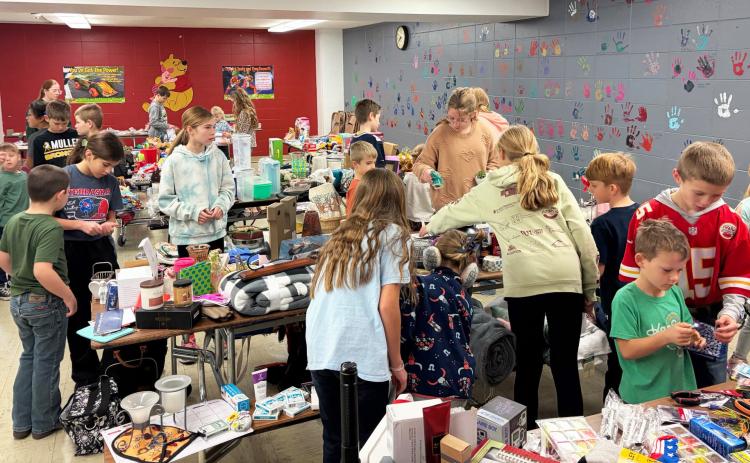 Annual Mullen TeamMates Christmas Shop a success