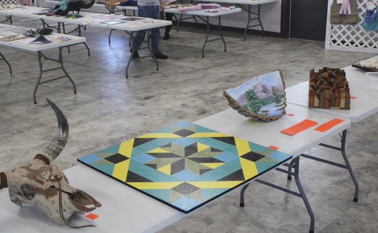 Items selected by the judges to be voted on for People’s Choice are pictured l-r: Charlotte Hoatson, Kyle Hoyt, Jennifer Rice, Karen Happ, Brooke McIntosh and Izzy Hoyt. Gerri Peterson