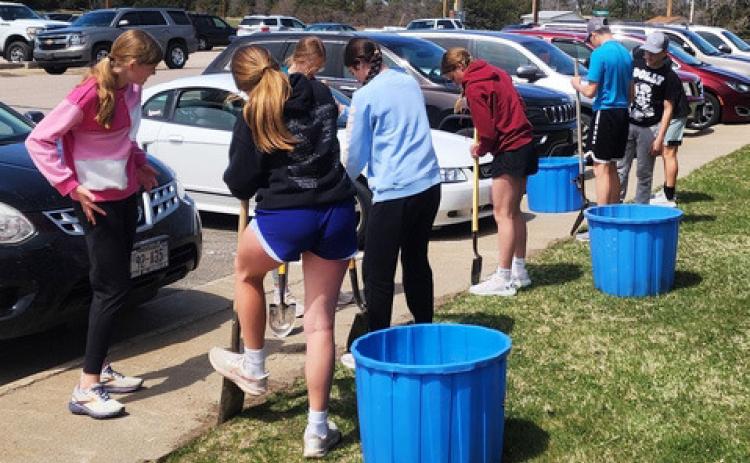 Earth Day clean up at schools