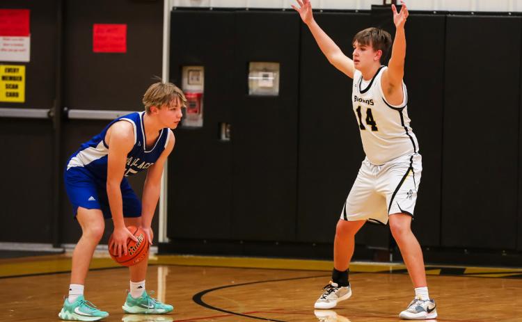 Jacob Walker on defense against Wallace last Saturday. Megan Andersen