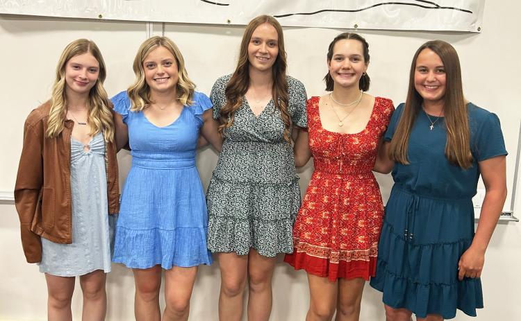 Five Mullen High School graduates were awarded Sandhills Area Foundation Scholarships earlier this month. Callie Coble (far right), a student at South Dakota State University, received a $2,000 scholarship. MHS graduating seniors Erika Massey, Lauren Schoonveld, Jadyn Andersen and Ashlyn Simonson (left to right) all received $1,000 scholarships. Liza Simonson