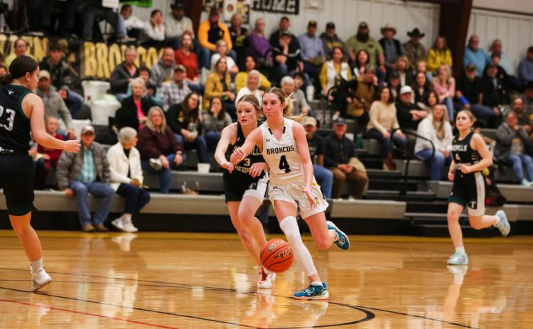 Peyton Paxton in action against Sandhills/Thedford. Megan Andersen