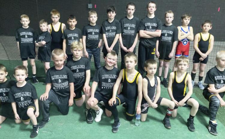 Back, l-r: Oakes Miller, Duke Miller, Justin Kraus, Gunner Brown, Colby Kessler, Cian Connealy, Jason Kraus, Cooper Walker, Hayden Morrison, Bo Pettit, Colin Connealy. Front: Jaxyn Evans, Holt Morrison, Caleb Deibler, Cody Walker, Staylor Bain, Cylas Dent, Tuff Pettit, Kyler Marsh, Jedd Kraus. Steven Dent