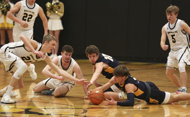 Broncos lose in subdistrict final, but receive wildcard