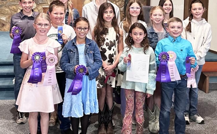 Back, l-r: Beckett Thomas, Ariata Scott, Brandt Mundorf, Shaylee Provost, Kinzie Provost, Piper Sikes. Middle: Cole Sikes, Finley Mundorf, RyDell Scott. Front: Myra Schaeffer, Claire Thomas, Addison Mundorf, Maverick Schaeffer.