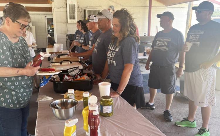 Commercial Club BBQ held during alumni