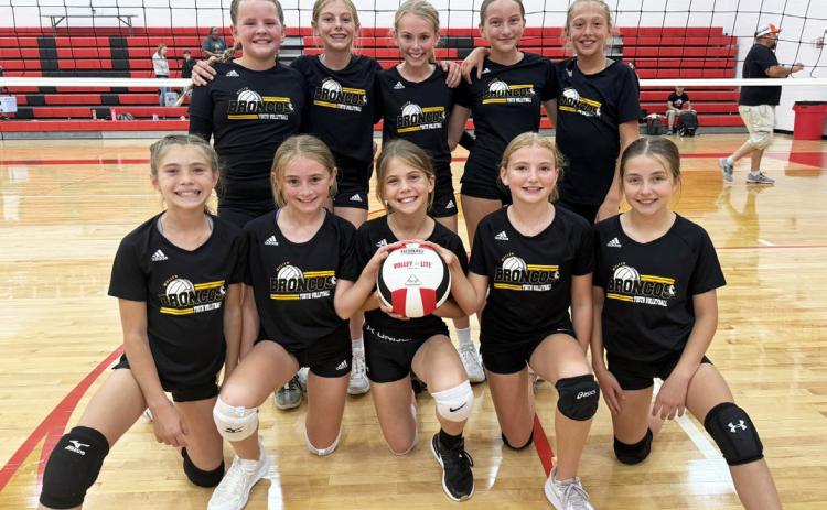 5th/6th grade team is pictured back, l-r: Ella Walz, Kendall Phipps, Ayden Lee, Parker Vinton, Emri Dent. Front: Clara Seeley, Avery Vinton, Abbigail Mundorf, Elle Gracey, Lillian Ericksen.