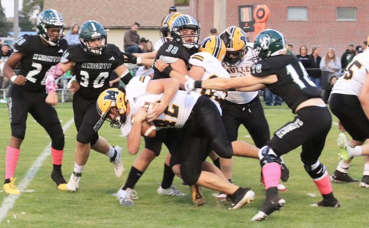 Tate Kvanvig reaches for every inch of yardage he can last week. Carolee Brown