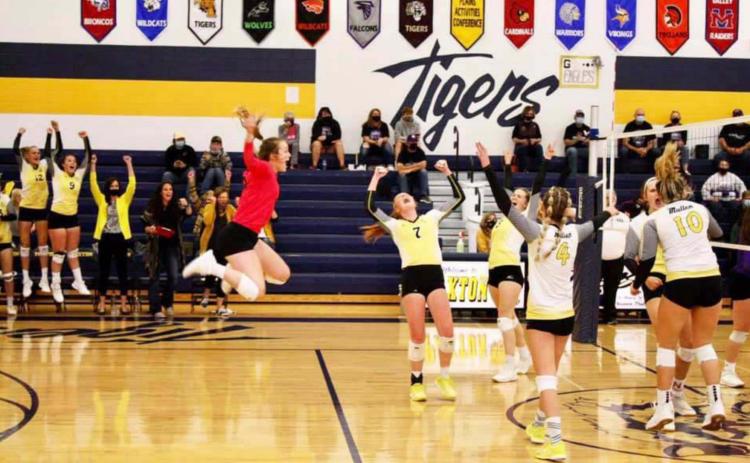 Lady Broncos are State Volleyball Bound!