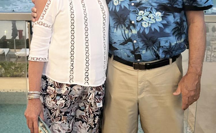 Hooker County Librarian has lived in Mullen all her life