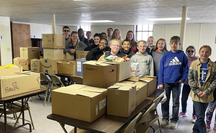 Thedford students hold food drive for Mullen Food Pantry