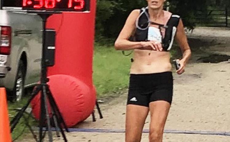 Sara Ewbank runs half marathon